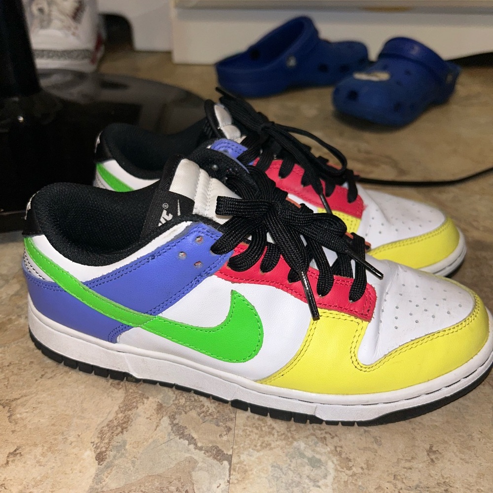 Nike Dunks - Picture 3 of 3